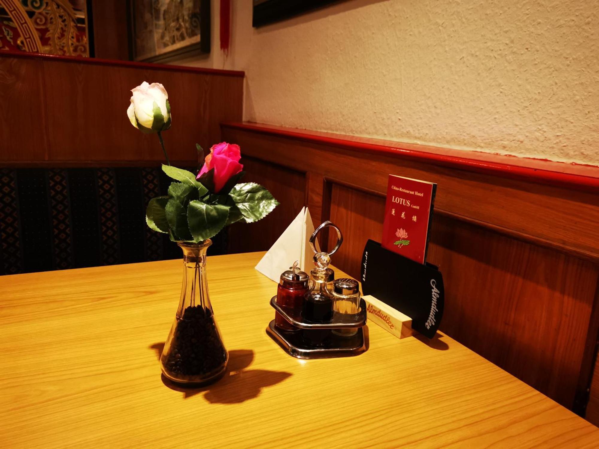 China Restaurant Hotel Lotus Rothenburg ob der Tauber Buitenkant foto